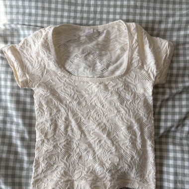 Cream lace short-sleeve top