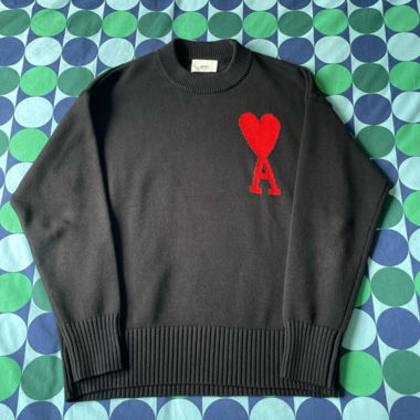 Pull noir Ami Paris