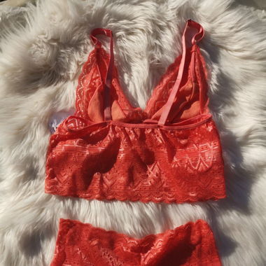 Lingerie - Ensemble Dentelle taille 38_ Salomon
