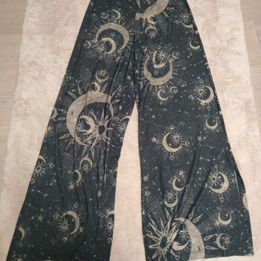 Moon-and-star pattern pants