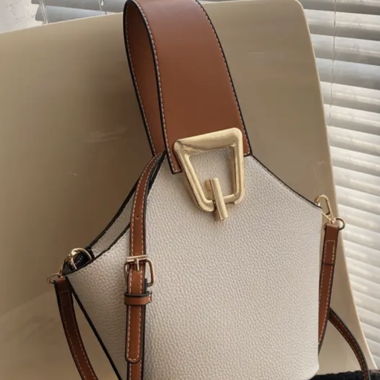Crossbody shoulder bag 