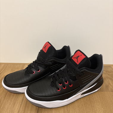 Jordan Max Aura 5