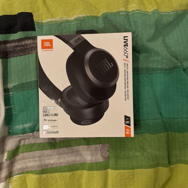 Cuffie Bluetooth (JBL live 660nc)