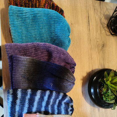 Gestrickte Mützen 
