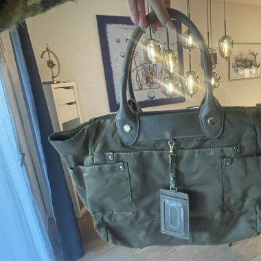 Handbag