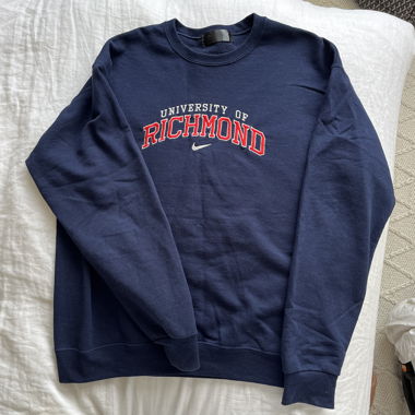 Sweat universitaire personnalisé Nike bleu marine