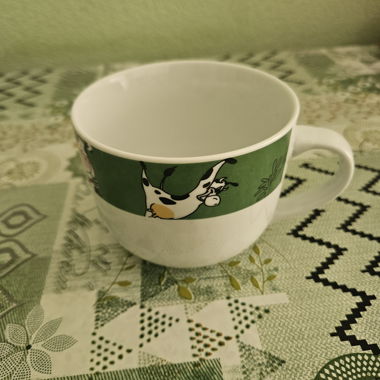 Tazza in ceramica bianca