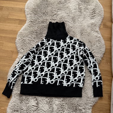 Christian Dior pullover