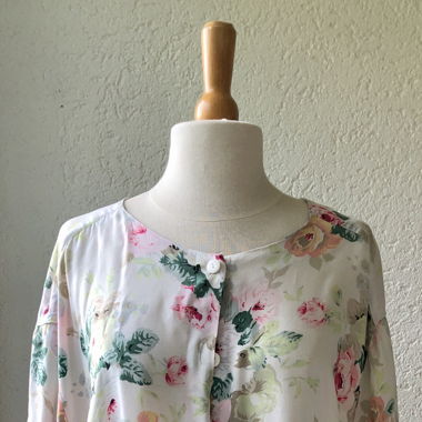 Chemise vintage fleurie à manches 3/4