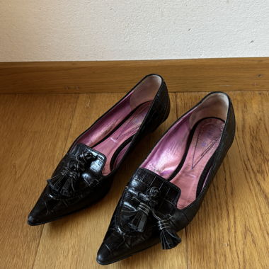 Vintage kitten heels