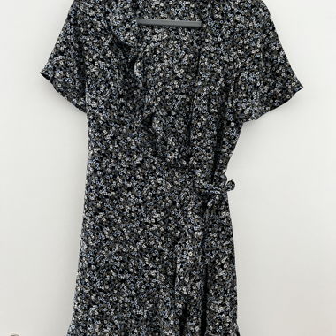Robe à Fleurs avec Ceinture