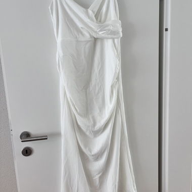 Weisses Kleid