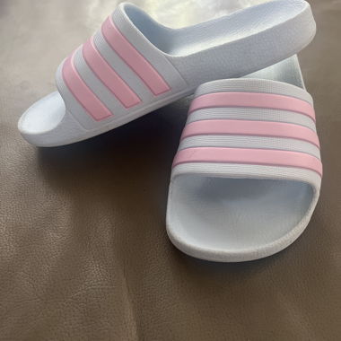 Ciabatte Adidas taglia 32