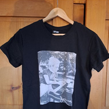 schwarzes T-shirt mit Lady Gaga Aufdruck