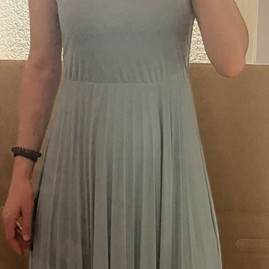 Hellblaues Kleid von Bayard