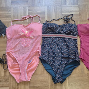 Set di costumi da bagno interi