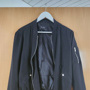Zara Bomberjacke