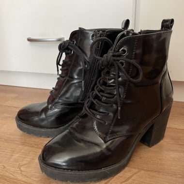 Bottes