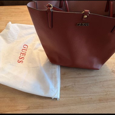 Sac à main GUESS marron