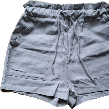 Short léger taille haute 