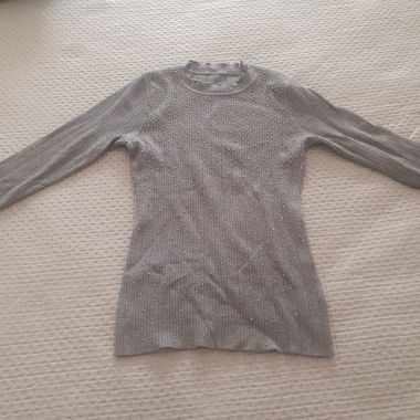pull avec strass taille L