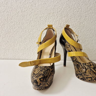 Guess Tacchi Alti