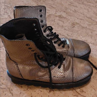 Leather ankle boots