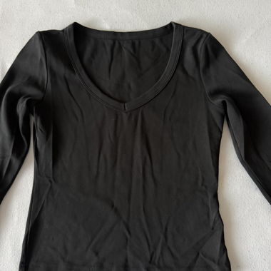 Black Cotton Long-Sleeve T-Shirt