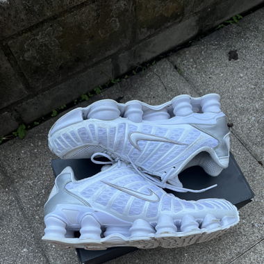 Nike Shox white