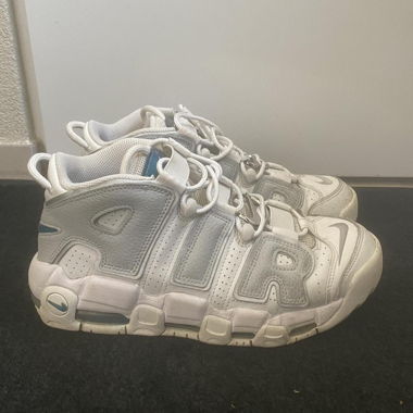 Nike Uptempo