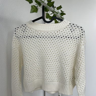 Löcher Pullover