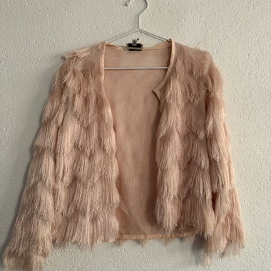 Cardigan rose à franges