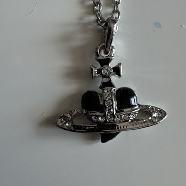 Collana con catena e ciondolo cuore nero Vivi