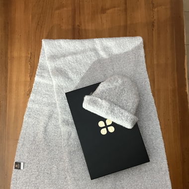 Ensemble bonnet et écharpe assortie