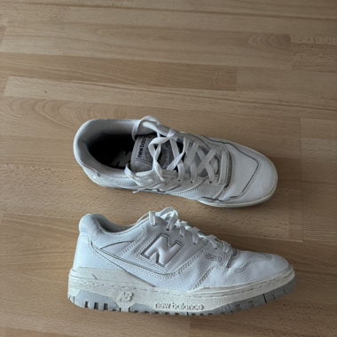 New Balance 550