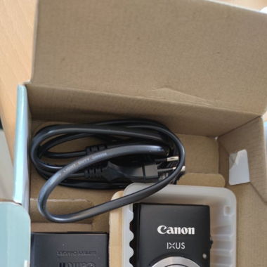 Canon Powershot Ixus 120 IS