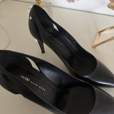Escarpins noirs Hugo Boss
