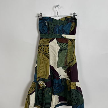 Trägerloses Kleid mit Muster