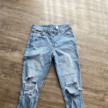 Blaue Ripped Jeans