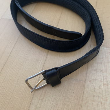 Cintura nera elasticizzata