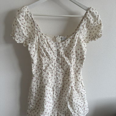 Combinaison mignonne à motif floral