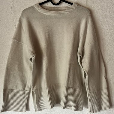 Weisser Strick Pullover 