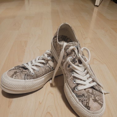 Platform Converse
