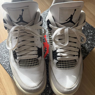 Sneakers Air Jordan 4 Retro Gr. 40.5