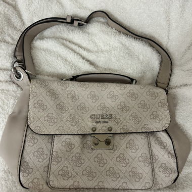 GUESS Handtasche beige mit Monogramm
