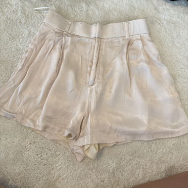 Short in raso beige chiaro