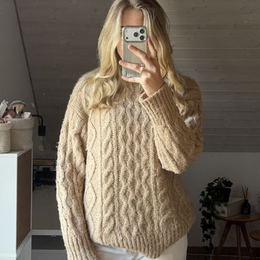 Zopfmuster-Pullover