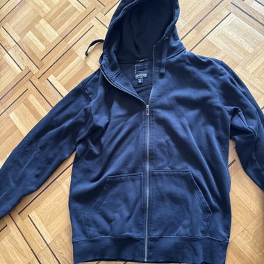 Felpa con zip nera