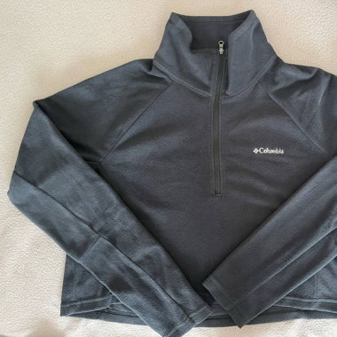 Columbia pullover