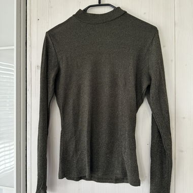 Rippstrick-Longsleeve von ONLY
